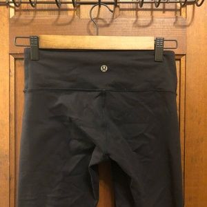 LULULEMON BLACK LEGGINGS
